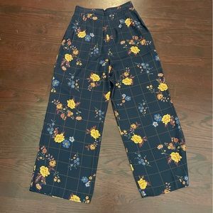 EUC The Fifth Label cropped pants
